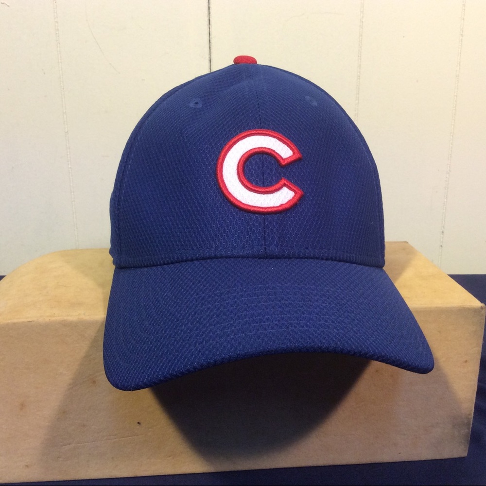 New Era Chicago Cubs Baseball Hat Men’s Unisex size medium / large